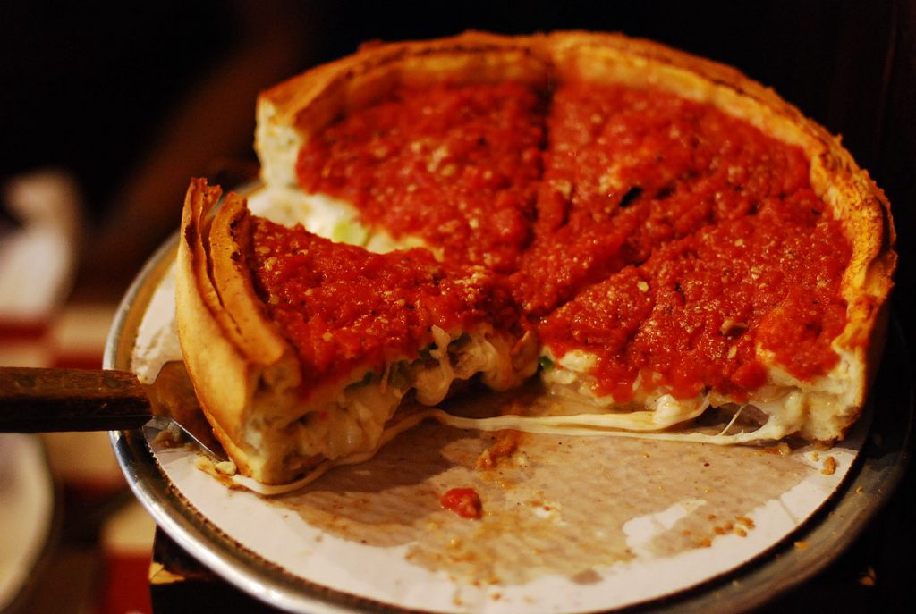 Deep dish pizza, Chicago style