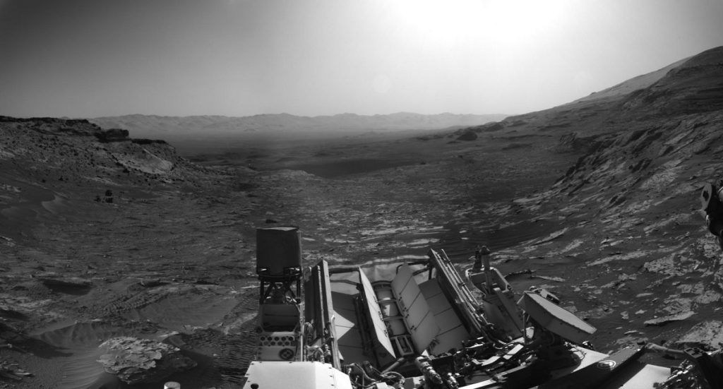 Curiosity invia spettacolare cartolina da Marte