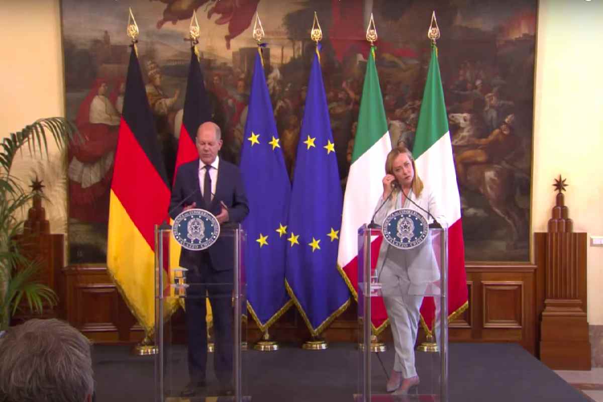 Il cancelliere tedesco Scholz e la premier Meloni