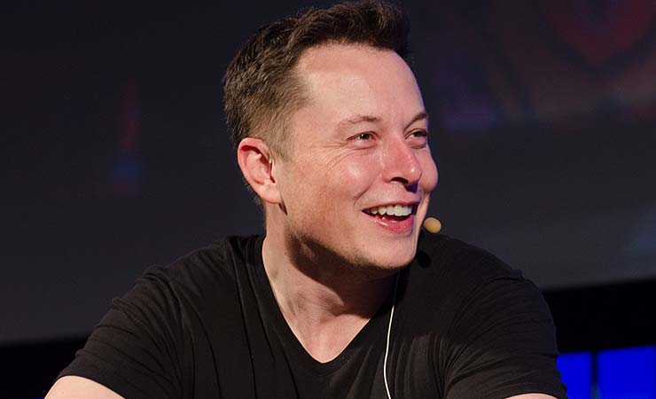 Elon Musk e la lotteria da un milione di dollari al giorno per aiutare Trump