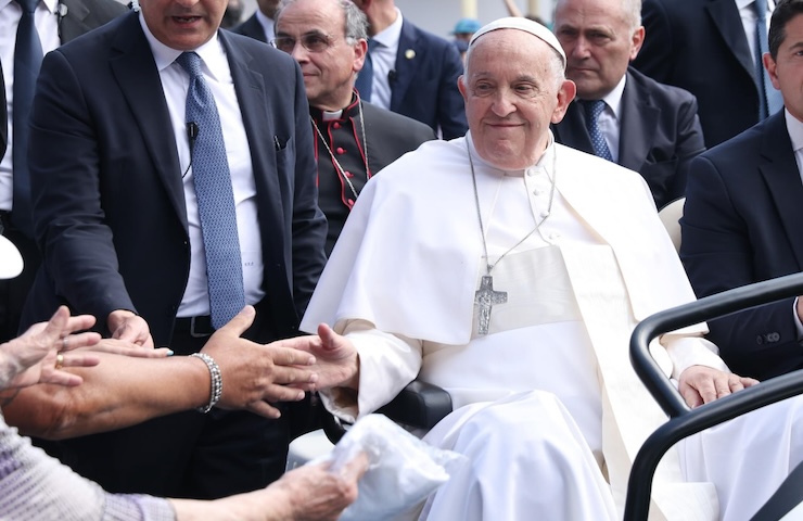 Papa Francesco e la frase controversa circa l'omosessualità nei seminari