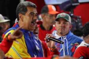 Maduro anticipa i festeggiamenti per il Natale, perché?