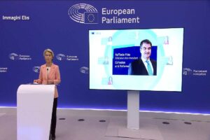 Ursula von der Leyen ha dichiarato che Fitto avrà un ruolo importante nella Commissione Ue