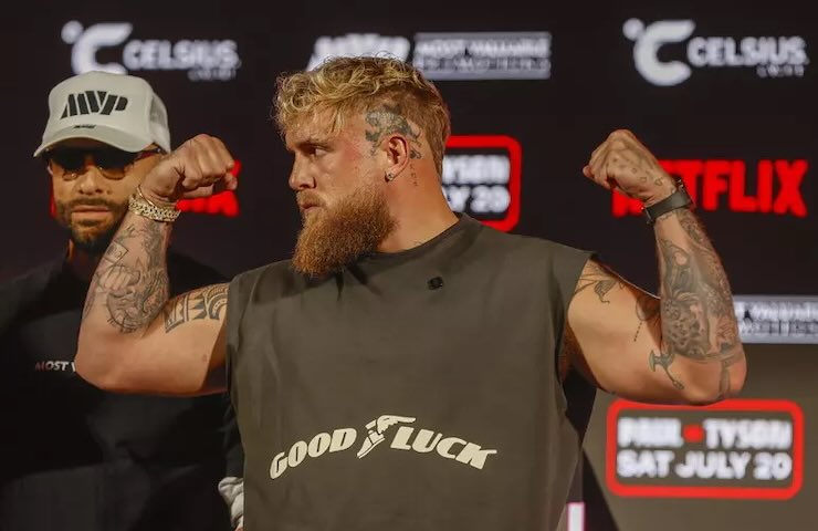 ​​​​​​Mike Tyson battuto ai punti dal pugile-youtuber Jake Paul