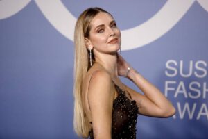 Chiara Ferragni durante il photocall prima dei CNMI Sustainable Fashion Awards 2024