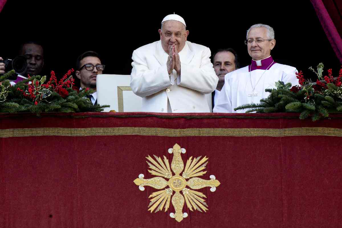 Papa Francesco durante la benedizione urbi et orbi