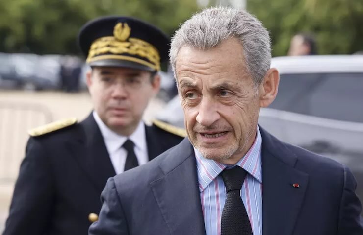 Nicolas Sarkozy condannato a tre anni per corruzione e traffico di influenze