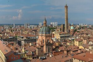 Bologna la "città a 30": sta servendo a ridurre gli incidenti?