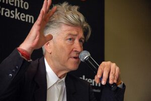 Addio a David Lynch, visionario autore di "Twin Peaks" e "Mulholland Drive"