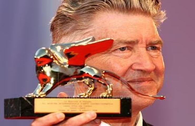 Addio a David Lynch, visionario autore di "Twin Peaks" e "Mulholland Drive"