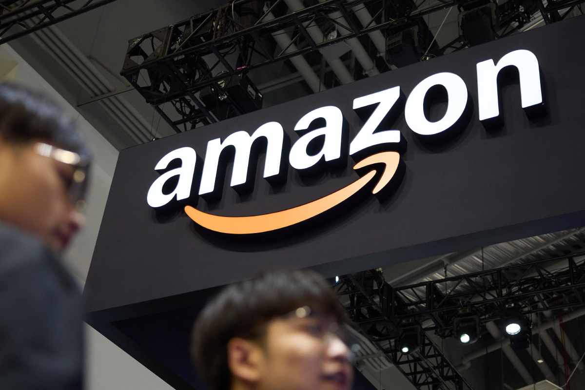 Amazon sbarca a Milano, il colosso dell'e-commerce apre il suo primo negozio fisico in Italia