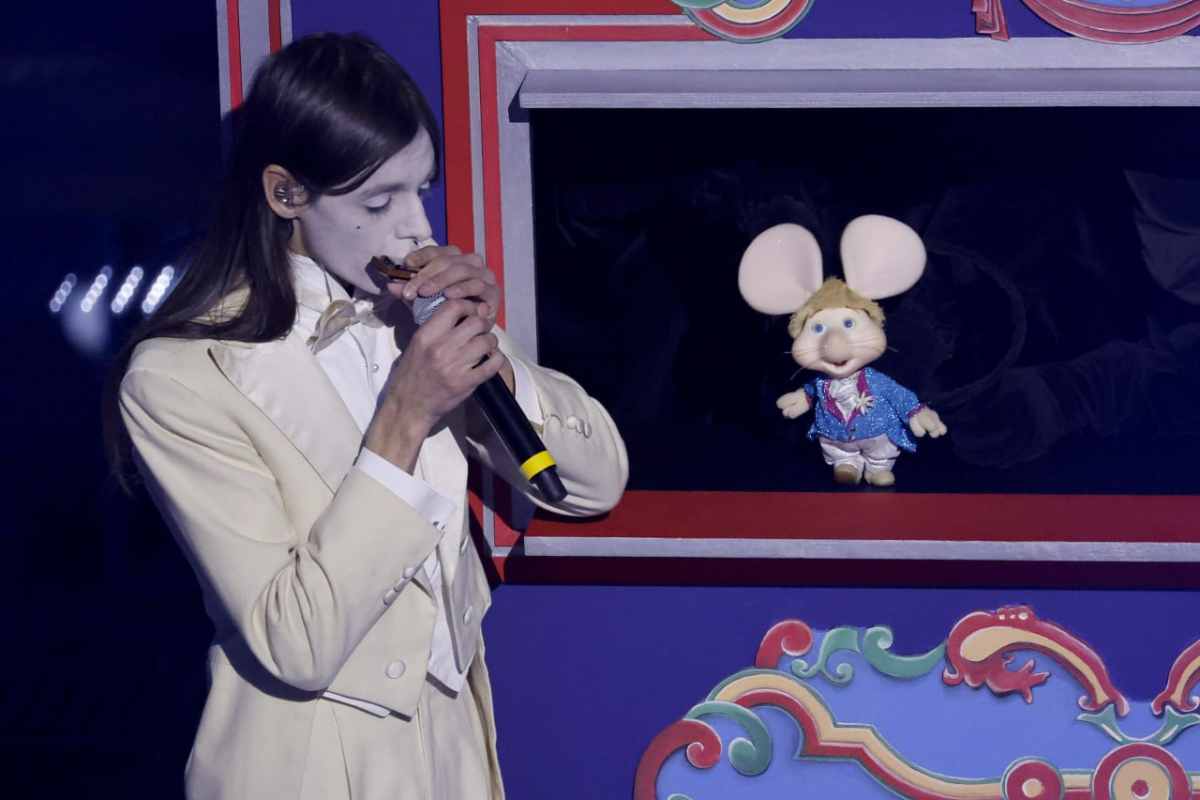 Selvaggia Lucarelli svela cos'è successo tra Lucio Corsi e Topo Gigio a Sanremo